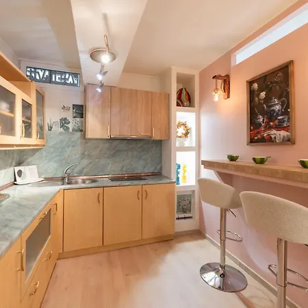 Апартаменты The Bougainvillea House Нафплион