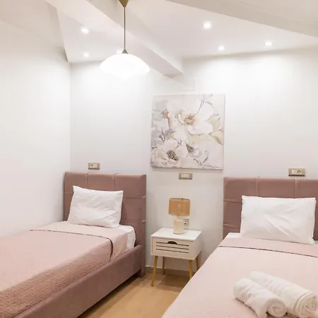 The Bougainvillea House Нафплион